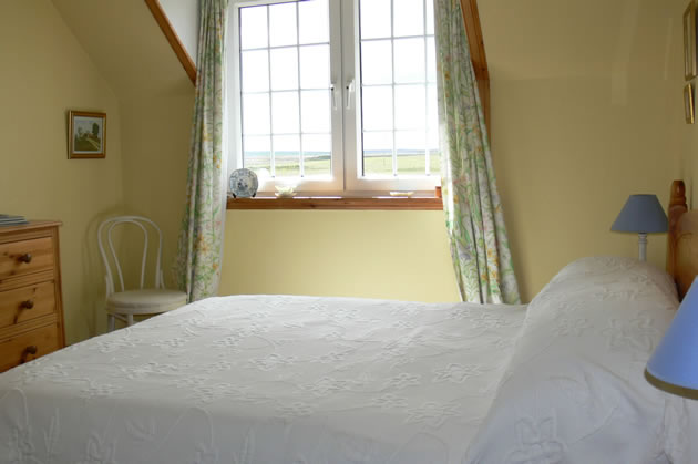Double bed in our Yellow room - Caithness Bed and Breakfast in Highland Scotland